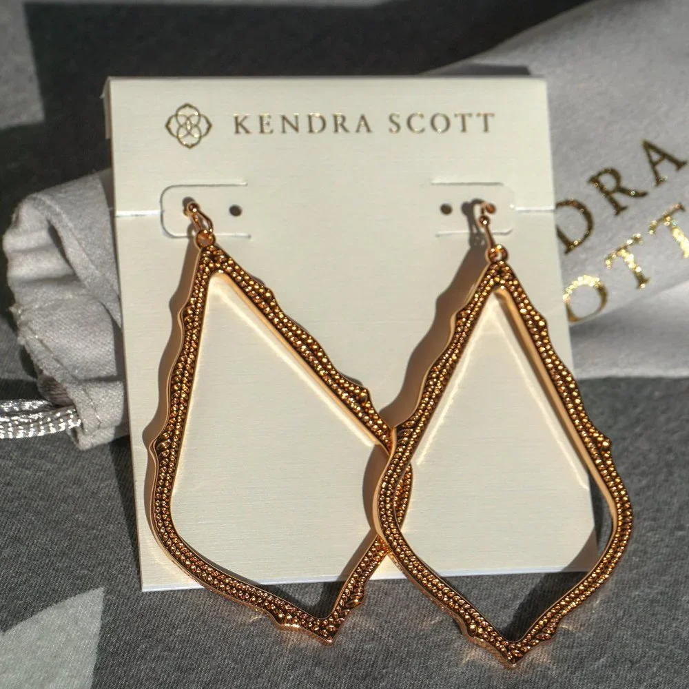 Kendra Scott Sophee Drop Earrings in Rose Gold - Picture 1 of 4